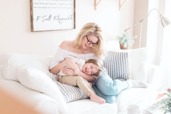 baby store owner img